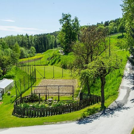 Ferienwohnungen Fam. Koeberl Gundersdorf Eksteriør billede